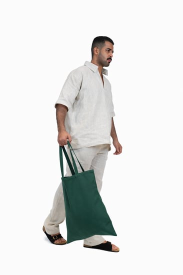 حقيبة الطبيعة الخضراء
