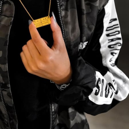 سلسال اللوحه تصميم أنيق وفريد