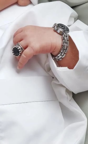 طقم أطفال فخم