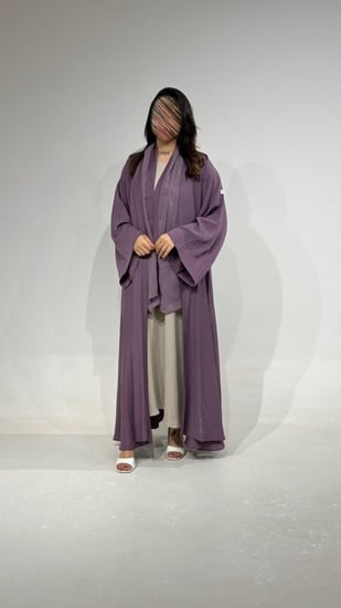 عباية كريب بحريني بنفسجي أكمام واسعة