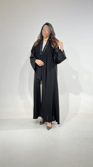 عباية ملكي مع أكمام كتان مشجر