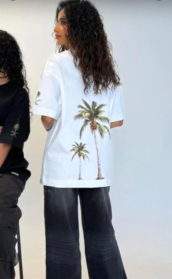 تيشرت النخله السعوديه بتصميم أنيق