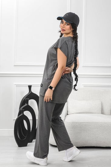 ترنج نسائي كاجوال ريب سادة تيشرت طويل ربع كم وبنطال عريض