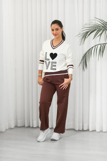 ترنج شتوي لونين بأكمام طويلة وياقة V