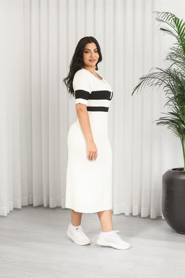 فستان ساده بأكمام متوسطه