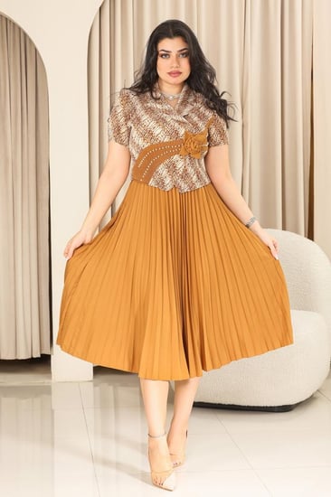 فستان كلاسيكي مكسر نصف كم بلونين