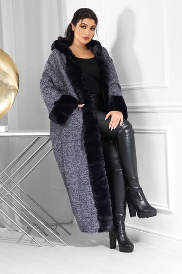 فروة شتوية بقبعة وفرو من الأمام والأكمام