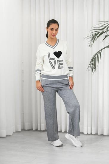 ترنج شتوي كاجوال لونين بأكمام طويلة وياقة V