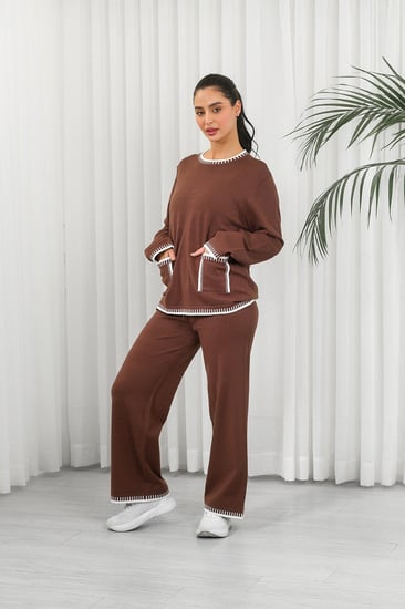 ترنج شتوي كاجوال بأكمام طويلة وياقة مدورة وجيب صغيرة