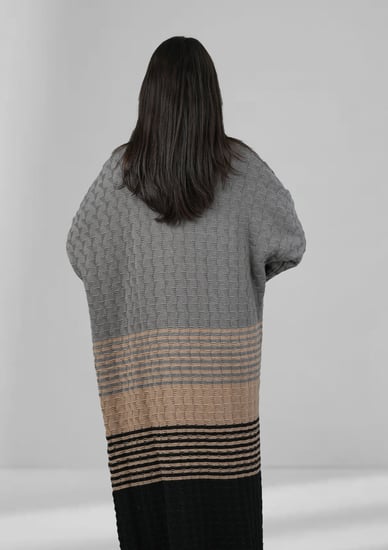 فروة شتوية طويلة صوف مخططة بشكل أفقي