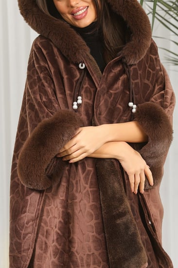 شال شتوي فرو مع قبعة