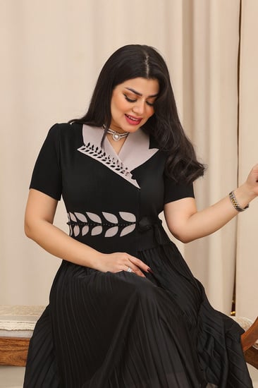 فستان كلاسيكي مكسر نصف كم بحزام