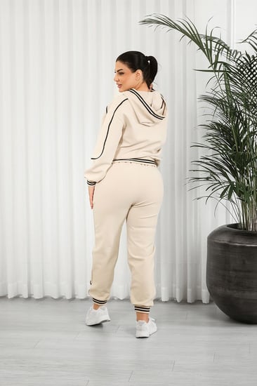 ترنج شتوي سحاب رياضي مزموم مع قبعة