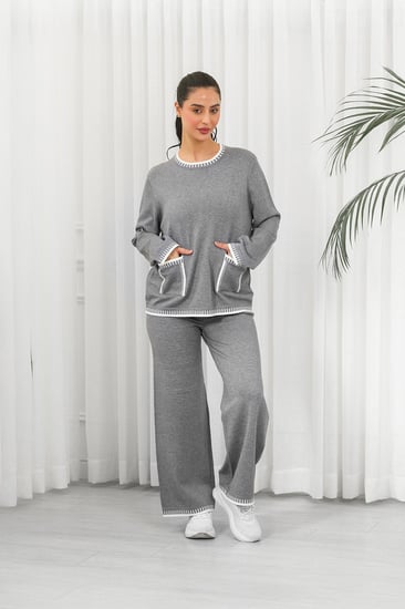 ترنج شتوي كاجوال بأكمام طويلة وياقة مدورة وجيب صغيرة