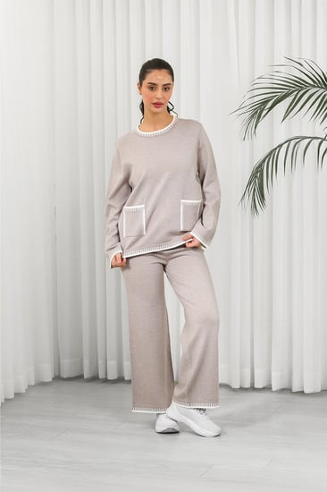 ترنج شتوي كاجوال بأكمام طويلة وياقة مدورة وجيب صغيرة