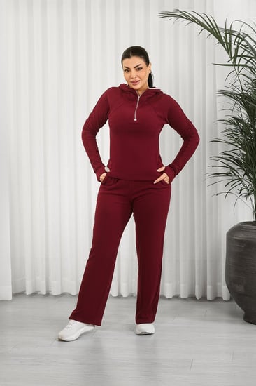 ترنج شتوي بأكمام طويلة وقبعة وسحاب قصير أعلى الصدر