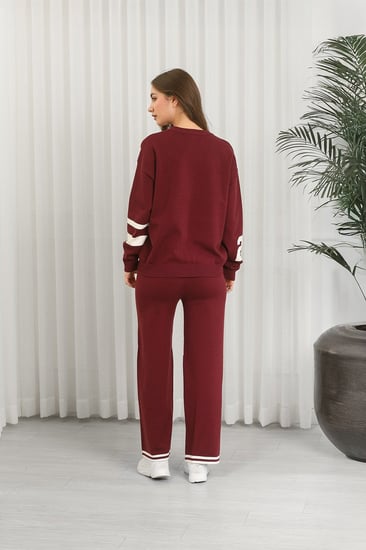 ترنج شتوي بأكمام طويلة وياقة مدورة