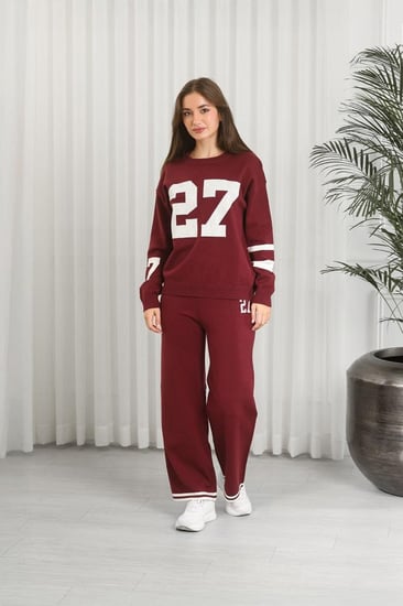 ترنج شتوي بأكمام طويلة وياقة مدورة