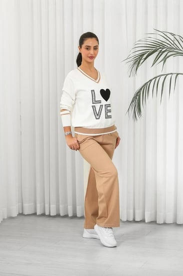 ترنج شتوي لونين بأكمام طويلة وياقة V