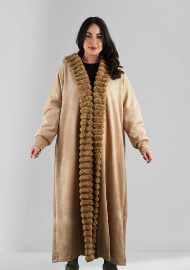 فروة شتوية بأكمام مضغوطة