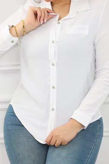 قميص نسائي بأكمام طويلة وأزرار صغيرة