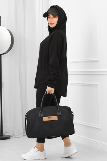 هودي مزود بجيوب امامية وقبعة