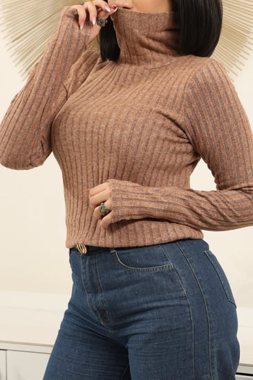 هاينك نسائي متعدد الألوان بأكمام طويلة