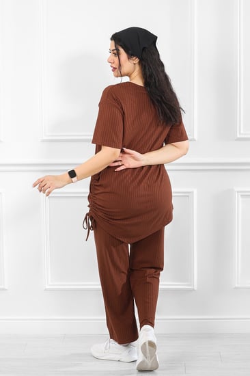 ترنج نسائي كاجوال ريب سادة تيشرت طويل مزموم على الطرفين وياقة مدورة