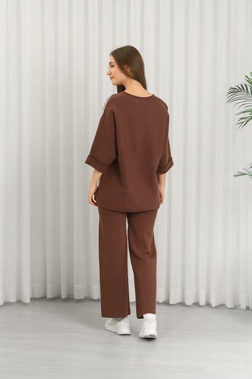 ترنج شتوي مورد بأكمام متوسطة الطول