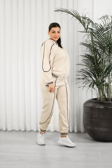 ترنج شتوي سحاب رياضي مزموم مع قبعة