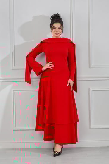 فستان كاجوال ماكسي بأكمام كاب وتنورة متعددة الطبقات