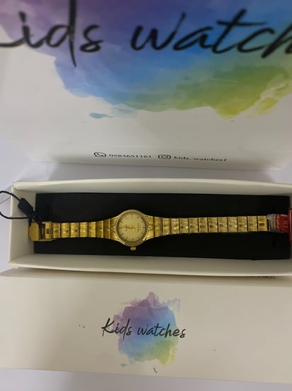 ساعة مناسبة من عمر خمس سنوات ومافوق (مقاومه)