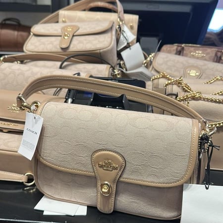حقيبة كوتش هدلي شولدر فوري | Coach Hadley Shoulder Bag - Gold/Dark Natural Multi