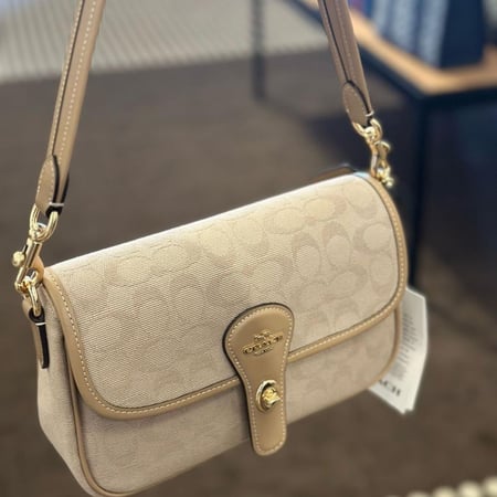 حقيبة كوتش هدلي شولدر فوري | Coach Hadley Shoulder Bag - Gold/Dark Natural Multi