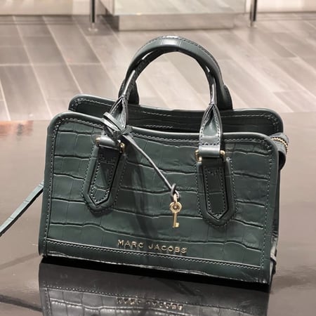 حقيبة مارك فوري