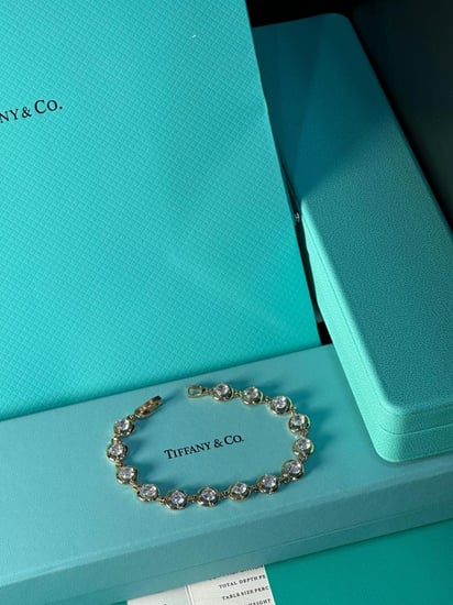 اسوارة تيفاني Tiffany