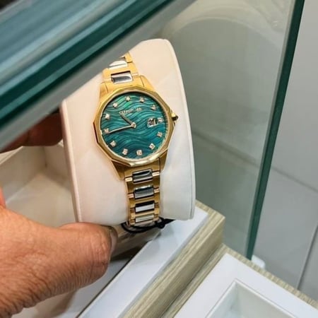 ساعة شيروتي