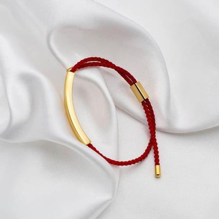 اسوارة الذكرى بنقشك الخاص