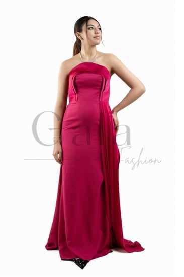 فستان سهرة ناعم بذيل