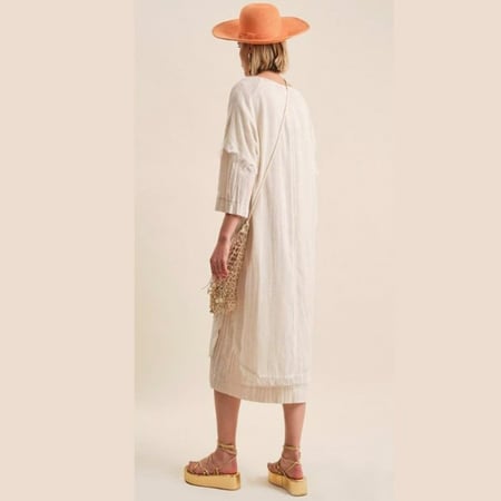 فستان لنن أوف وايت و بيج مع شنطة شبك Verda