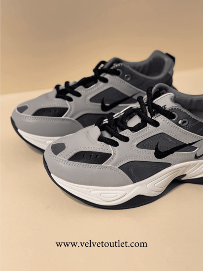 نايك - أسود ورمادي نسائي