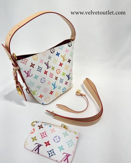 شنطة لويس فيتون - أبيض