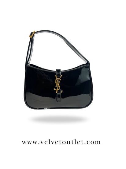 سان لوران أسود