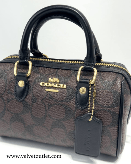 شنطة كوتش بني وأسود