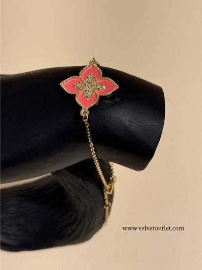 اسوارة ربرتو كوين