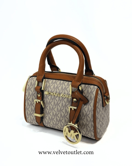 شنطة مايكل كورس