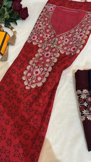 كشميري مطرز ومتروس كرستال باكمام عربي