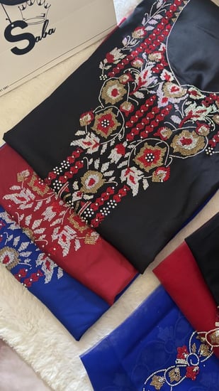 حرير ايطالي متروس كرستال مع البشت