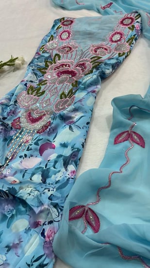 حرير ايطالي شغل بادله مطرز ومتروس كرستال مع شيله كبيره