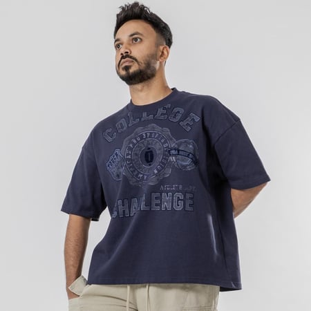 COLLEGE T-shirt